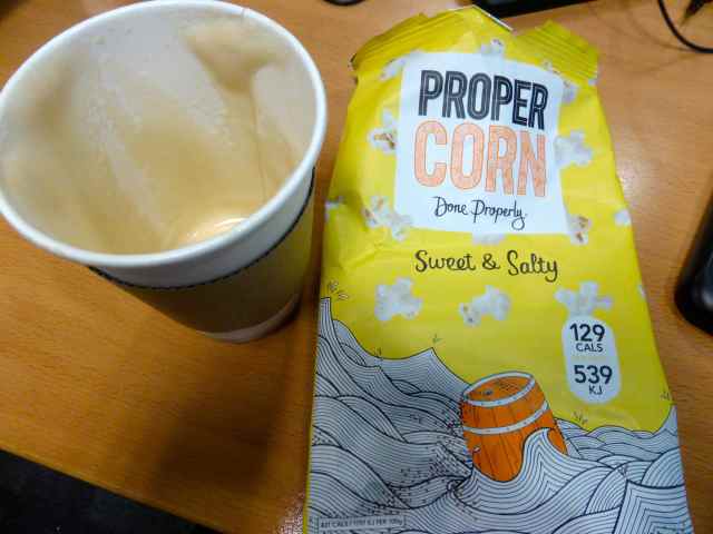 pop corn and latte