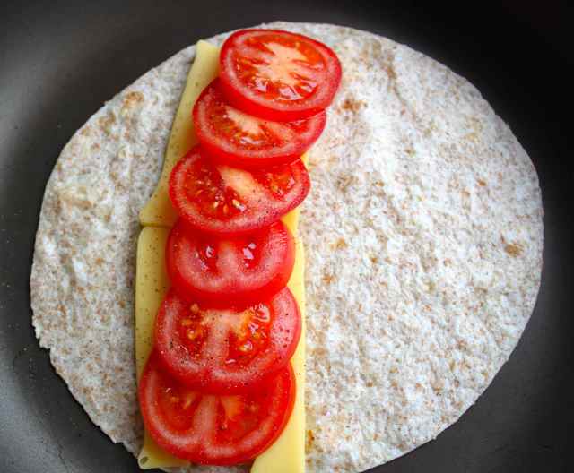 tomato and vegan cheese