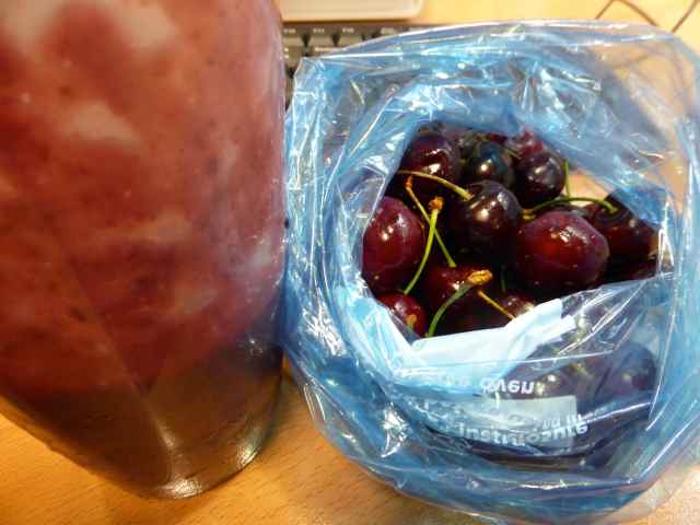 smoothie and cherries