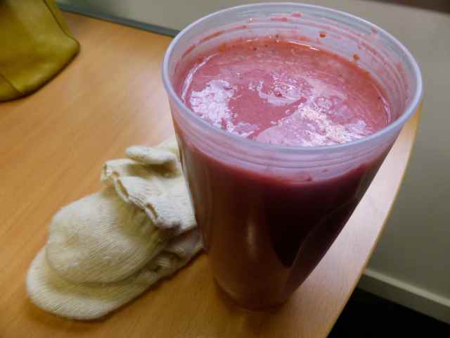 smoothie and mittens