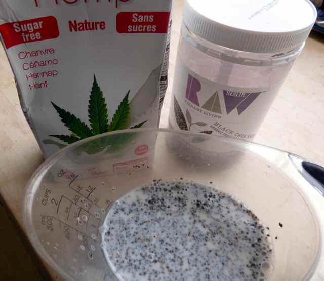 hemp seeds and chia
